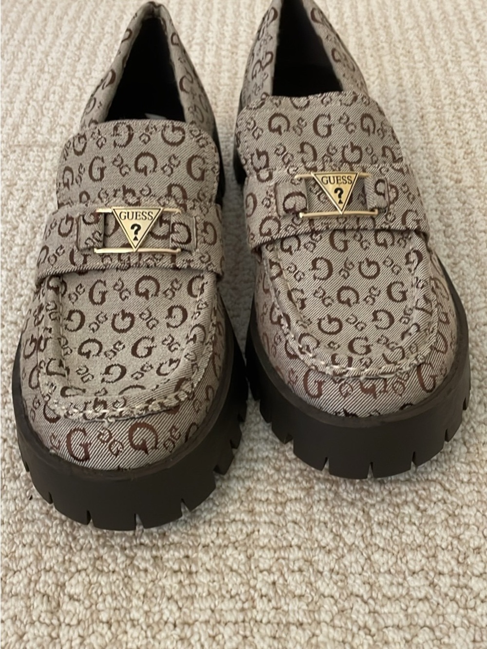 GUESS Beige & Brown Monogram Lug-Soled Loafers with Gold Logo